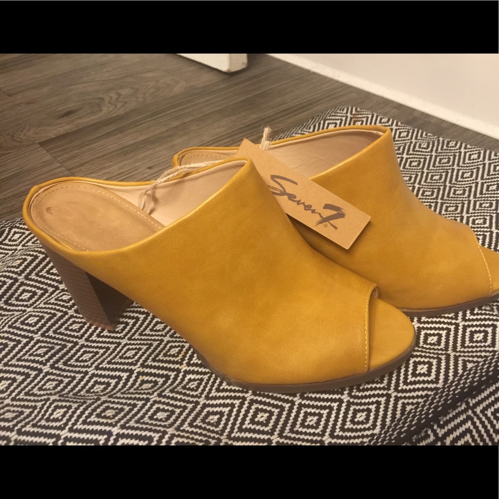 Seven7 Mustard Mule